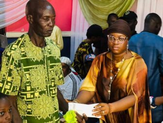 The chairman of Ijede Local Council Development Area (LCDA), Lagos State, Ms Motunrayo Gbadebo-Alogba, has empowered vulnerable residents with ₦50,000 cash grants as part of her administration’s welfare initiative. The CitizenDiary reports that the programme, tagged “Ijede–Tunrayo Empowerment Cash Grant,” is the second edition since Gbadebo-Alogba began her second term in office.