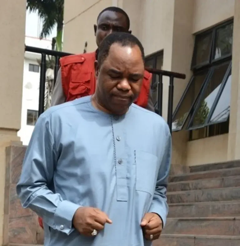 Alleged N15.6bn fraud: EFCC presents first witness against Tunde Ayeni